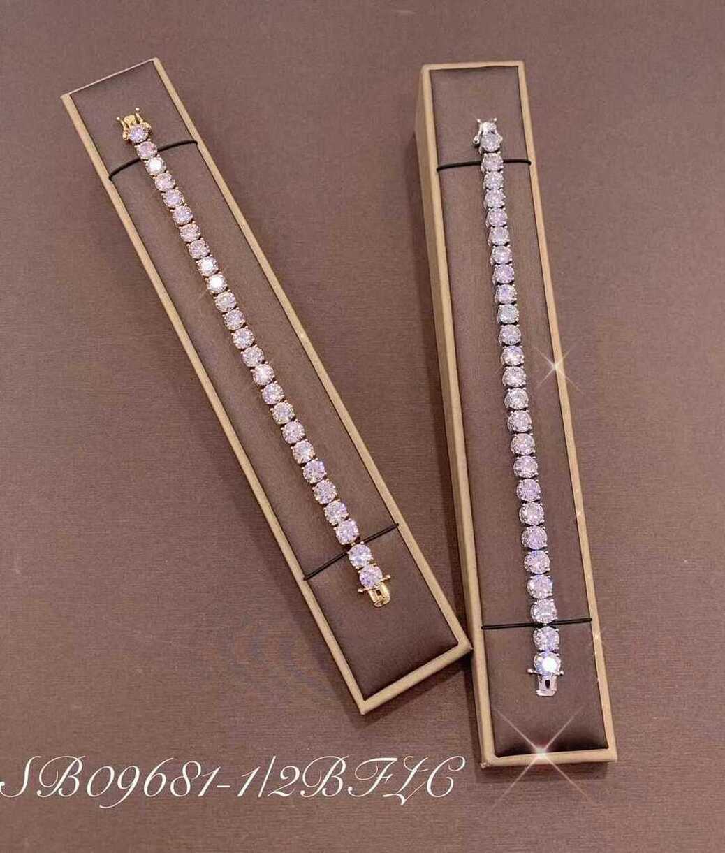 Necklace SB09681-1B