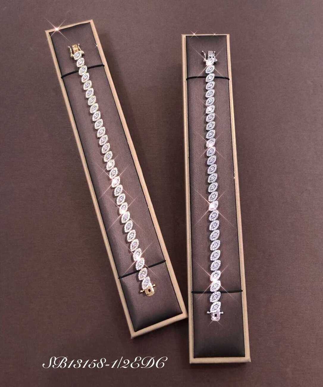 Necklace SB13158-1B
