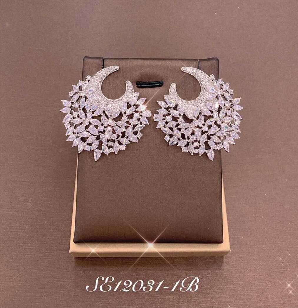 Necklace SE12031-1B