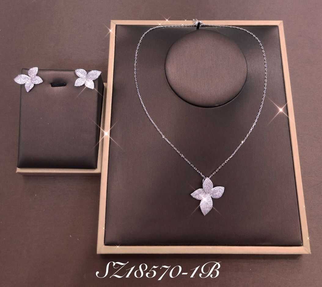 Necklace SE18570-1B