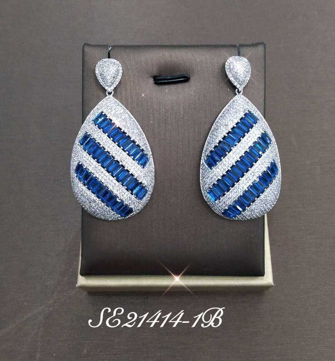 Necklace SE21414-1BBULE