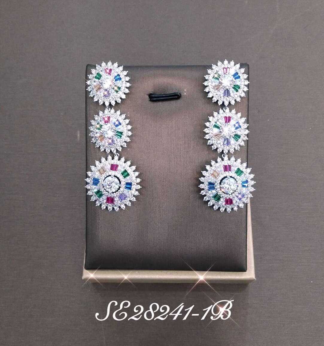 Necklace SE28241-1BCLR