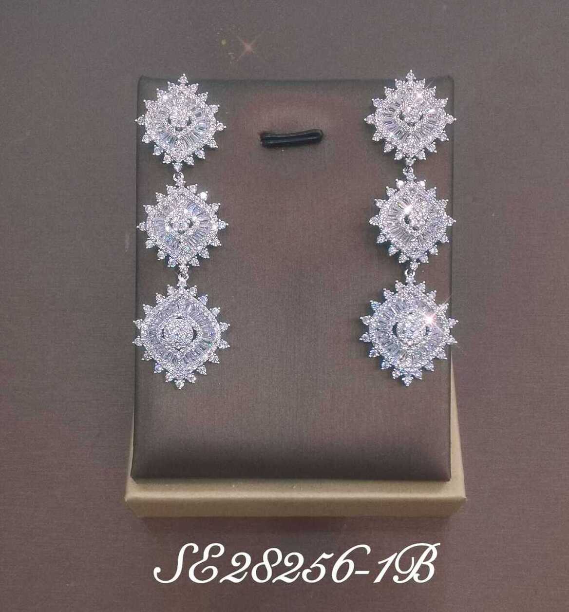Necklace SE28256-1B