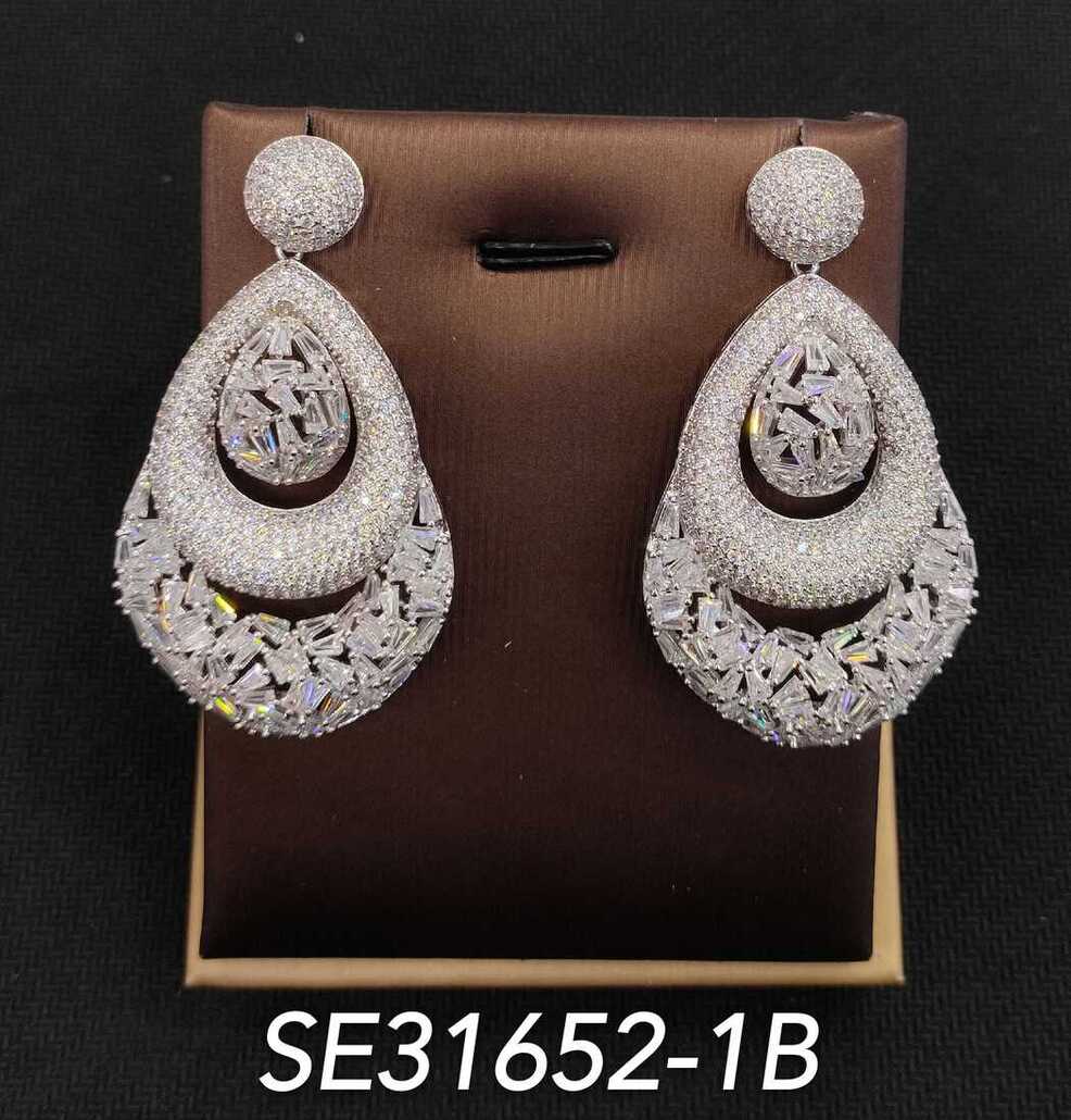 Necklace SE31652-1B