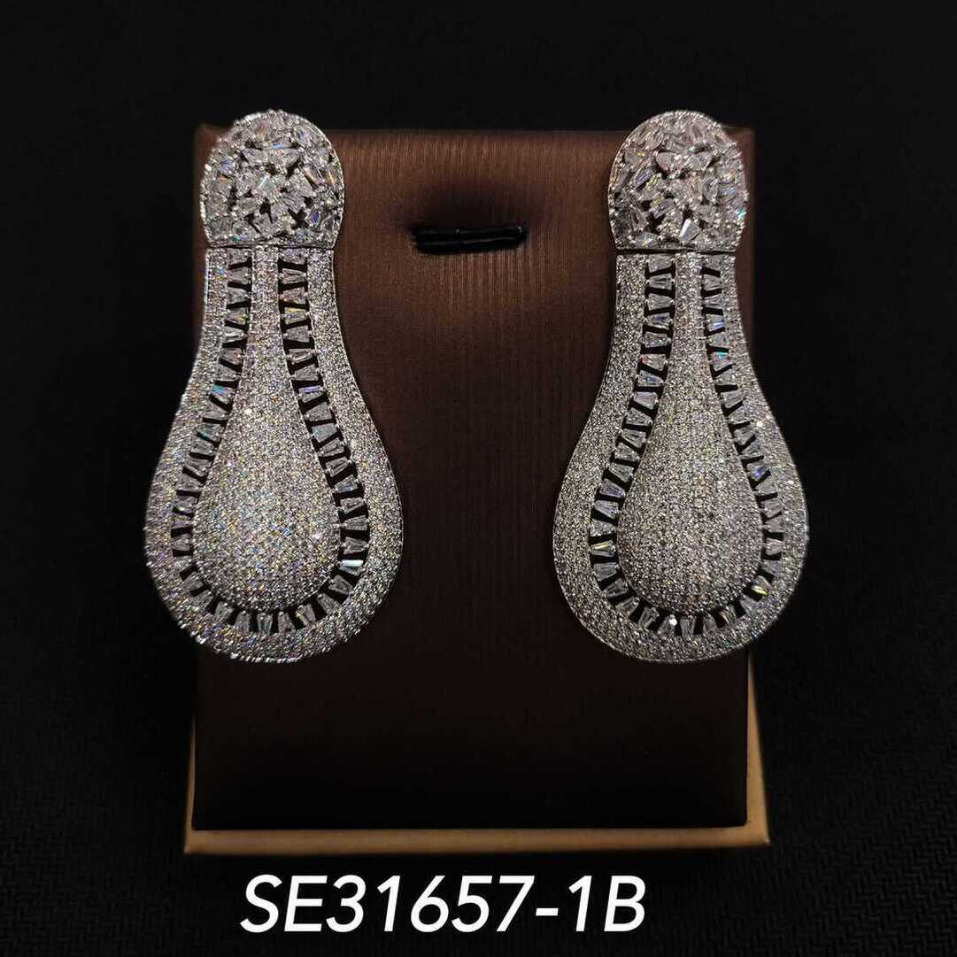 Necklace SE31657-11B