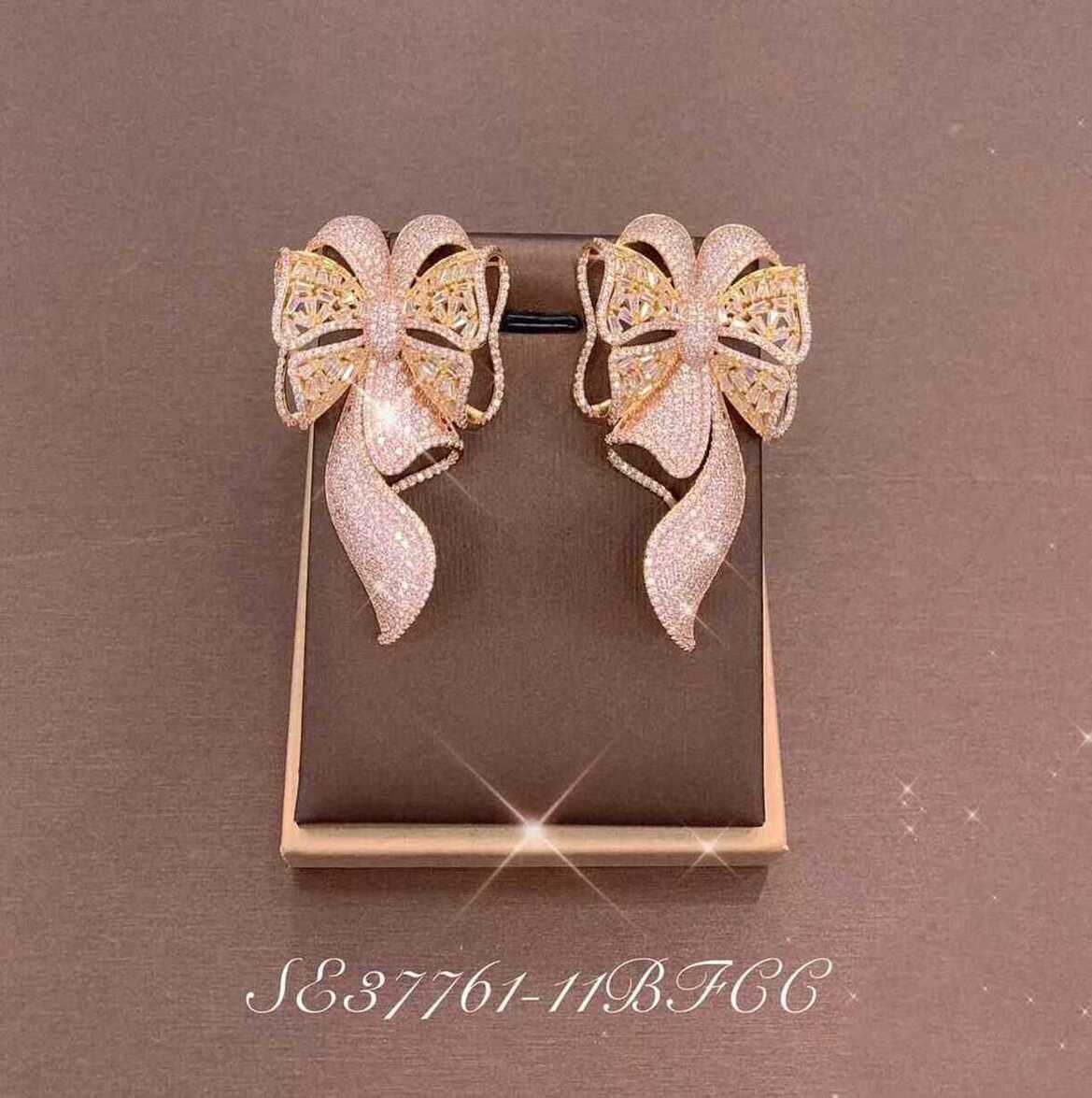 Necklace SE37761-11B