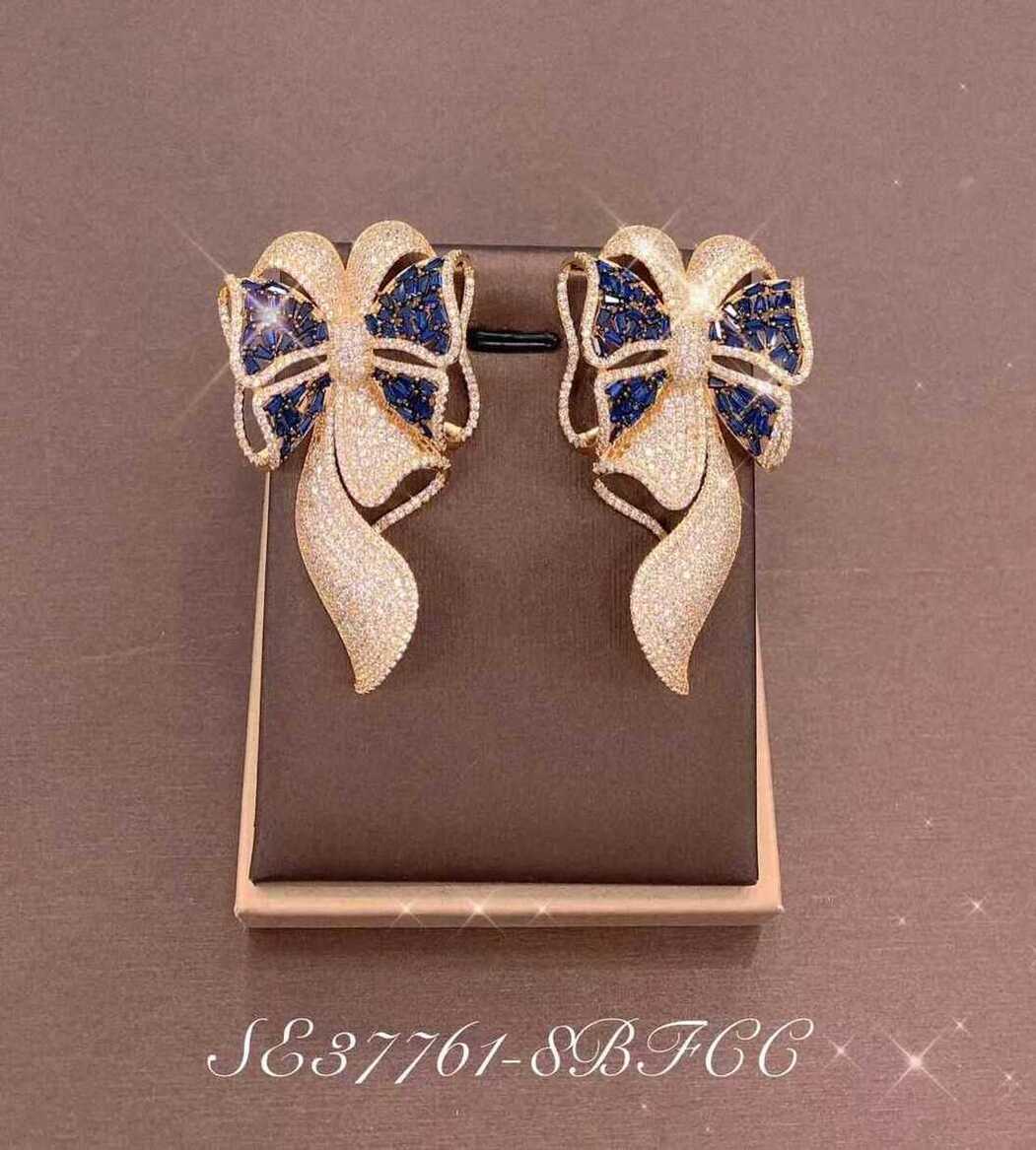 Necklace SE37761-8BBLUE