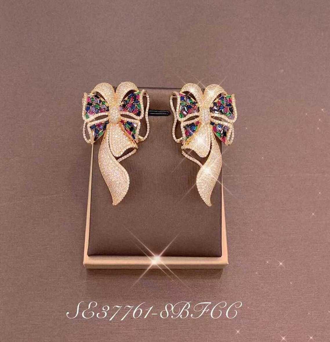 Necklace SE37761-8BCLR