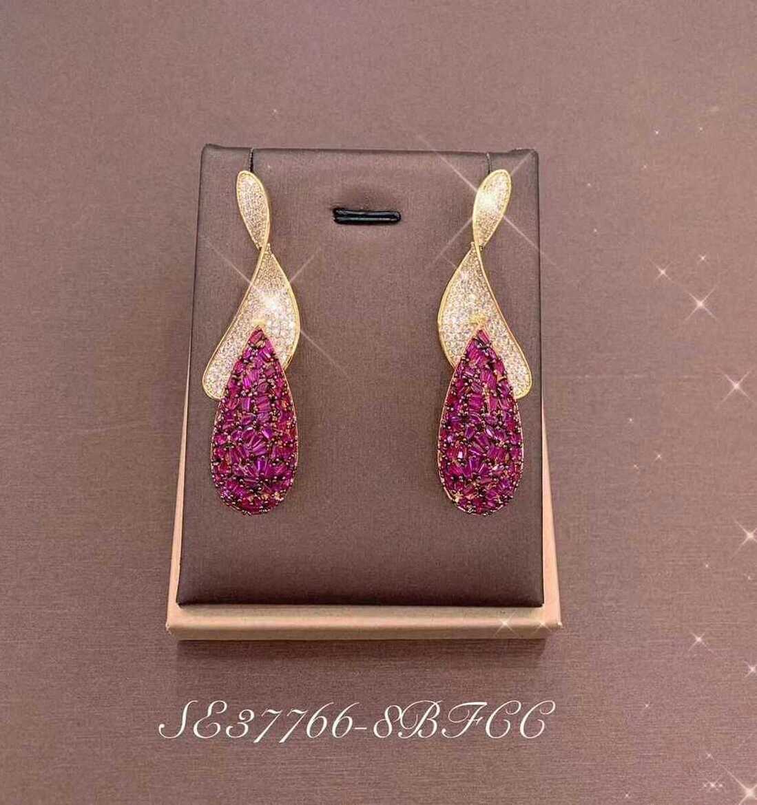 Necklace SE37766-8BRED