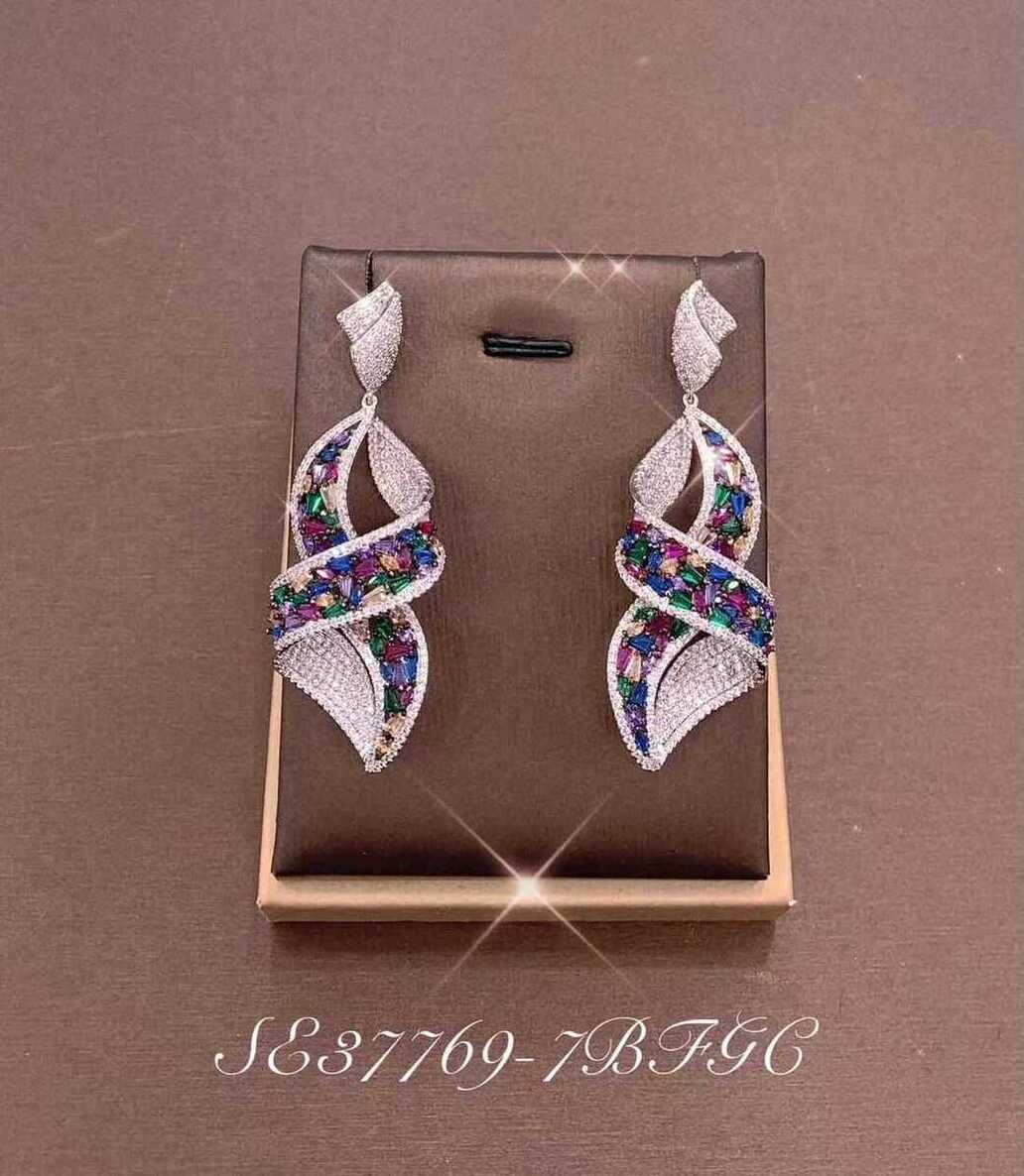 Necklace SE37769-7B