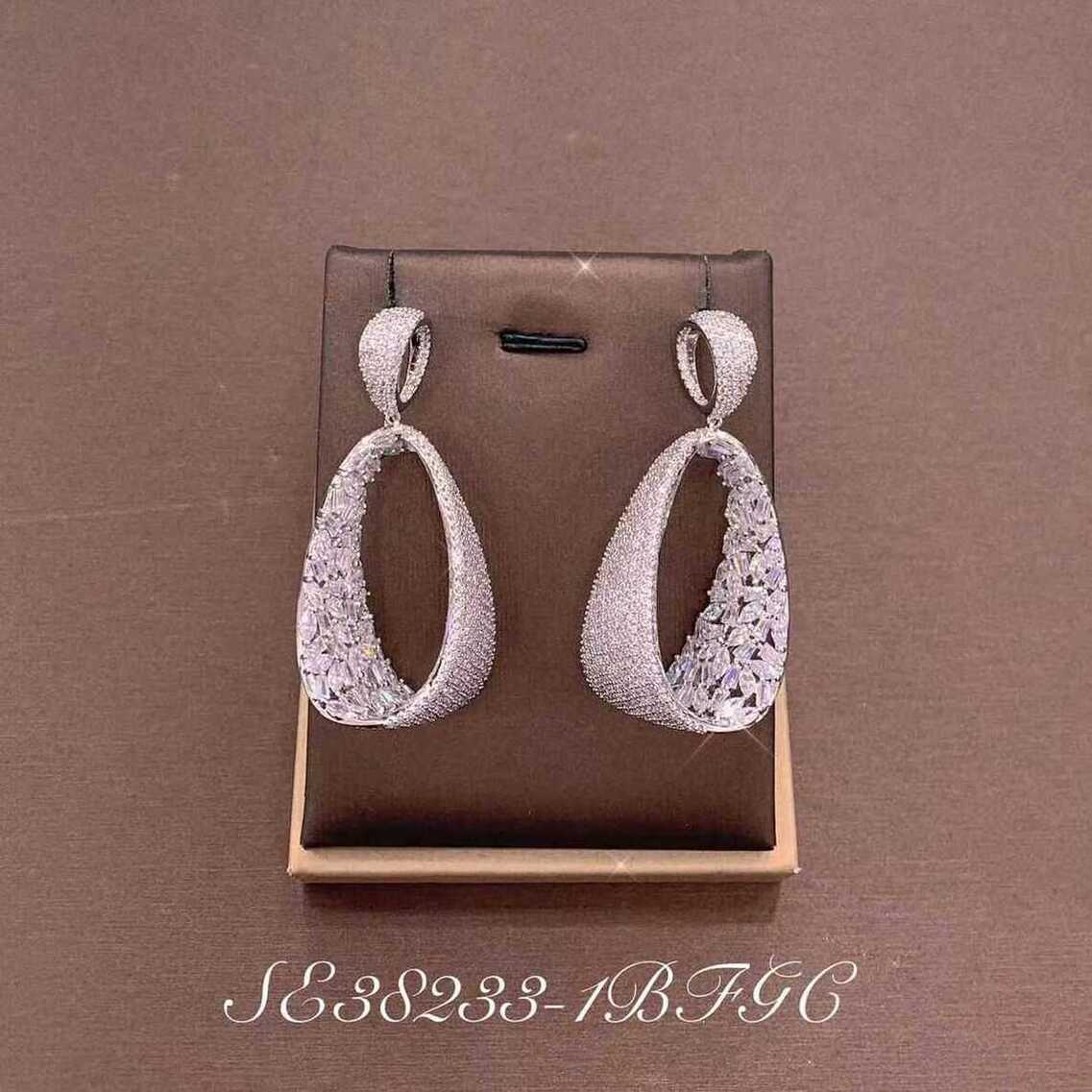 Necklace SE38233-1B