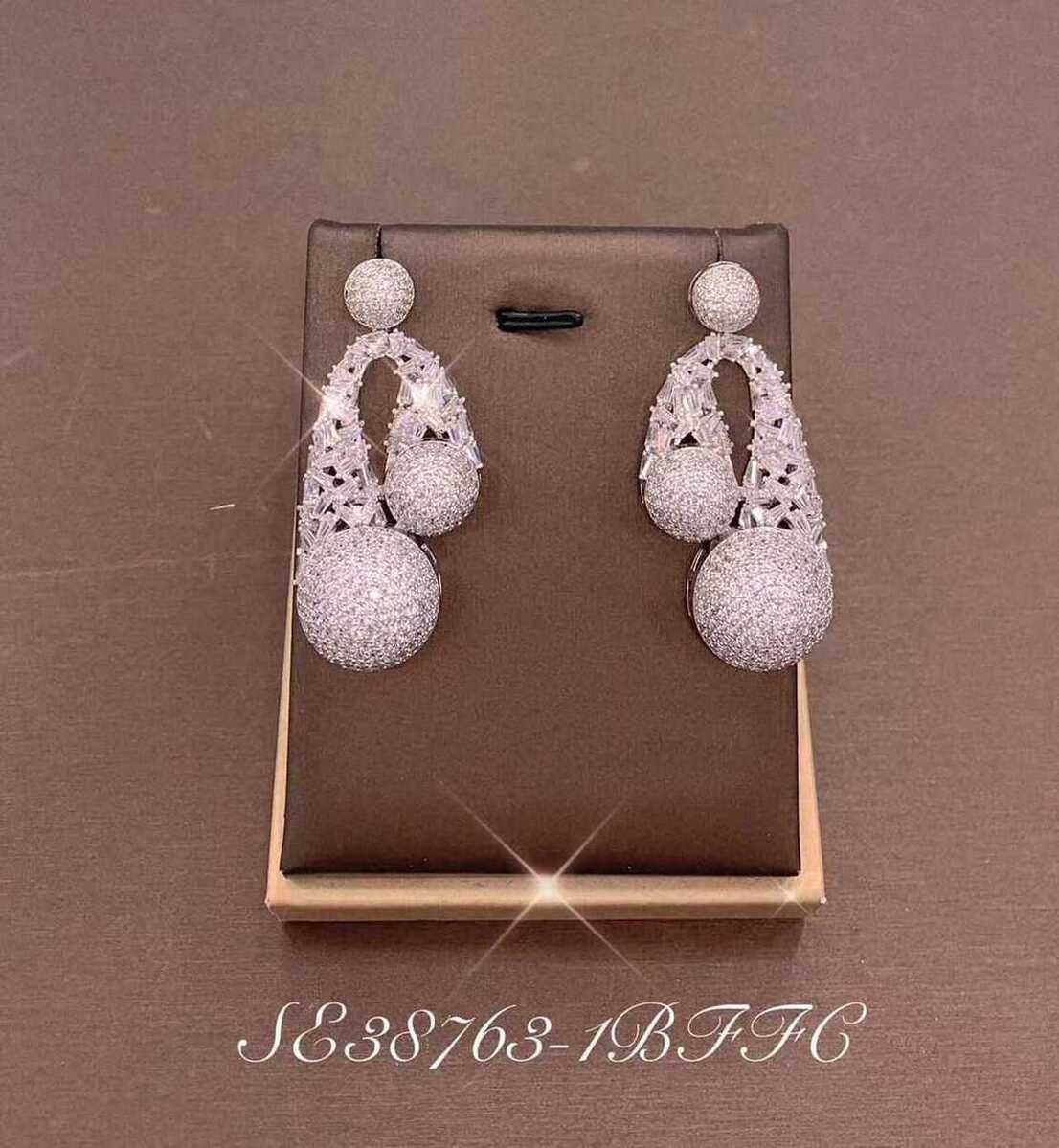 Necklace SE38763-1B