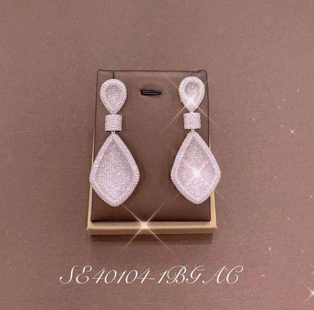 Necklace SE40104-1B