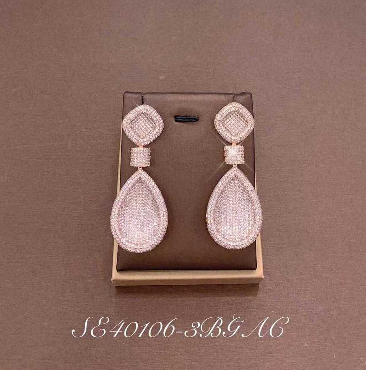 Necklace SE40106-3B