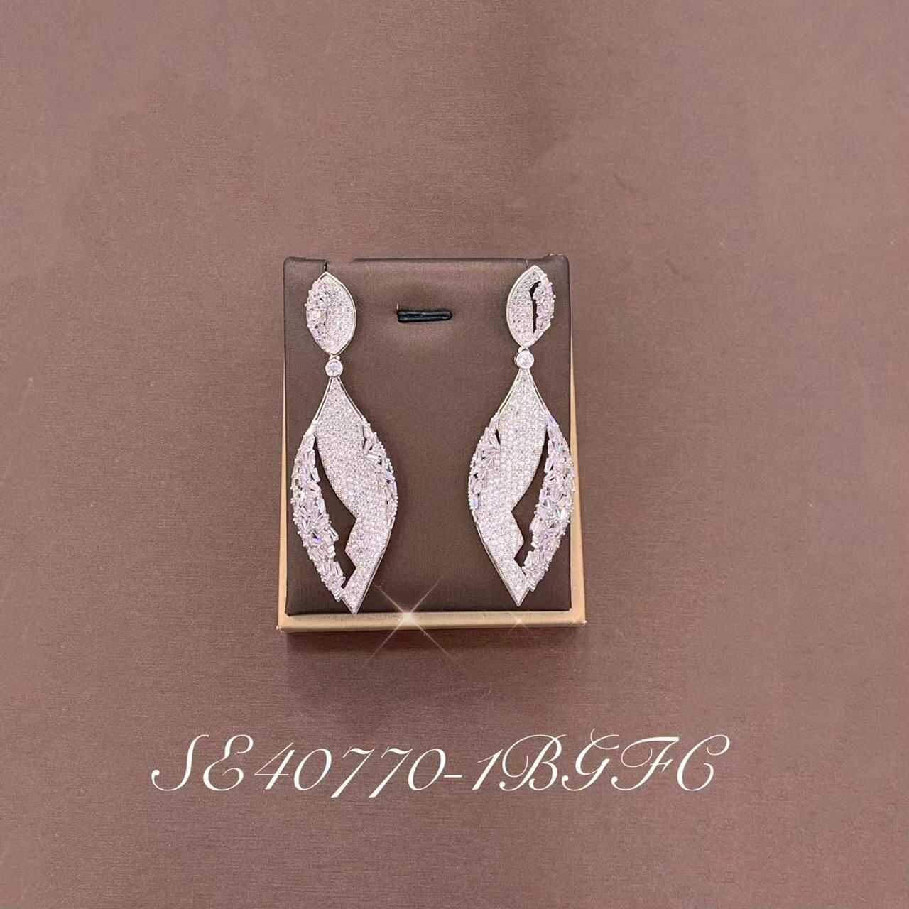 Necklace SE40770-1B