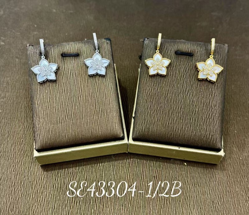 Necklace SE43304-Y-2B