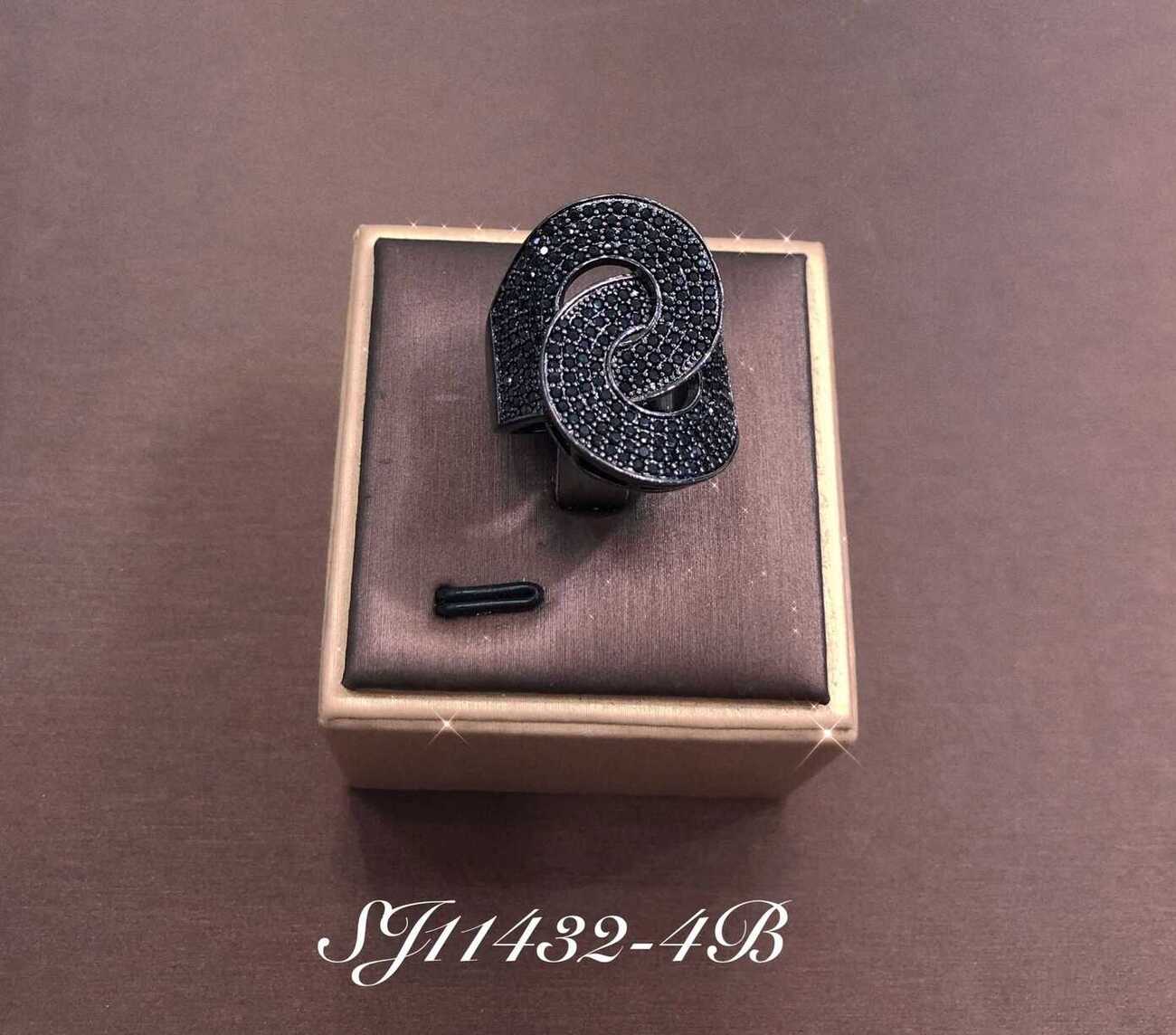 Necklace SJ11432-4BRED