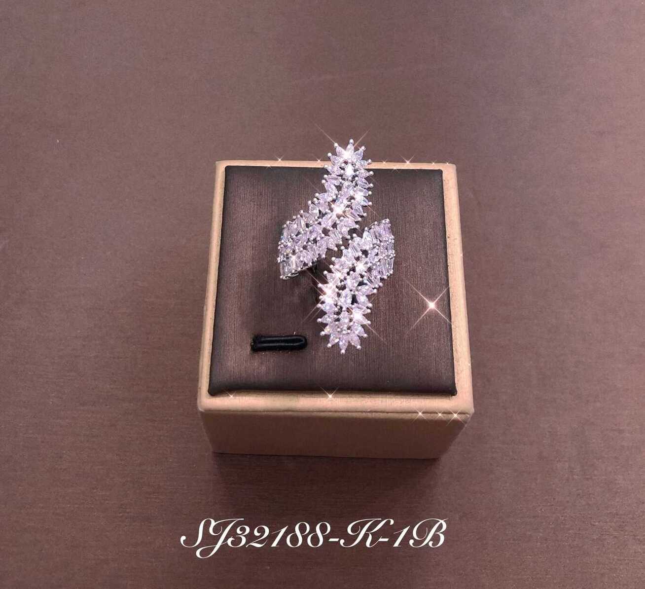 Necklace SJ32188-K-1B