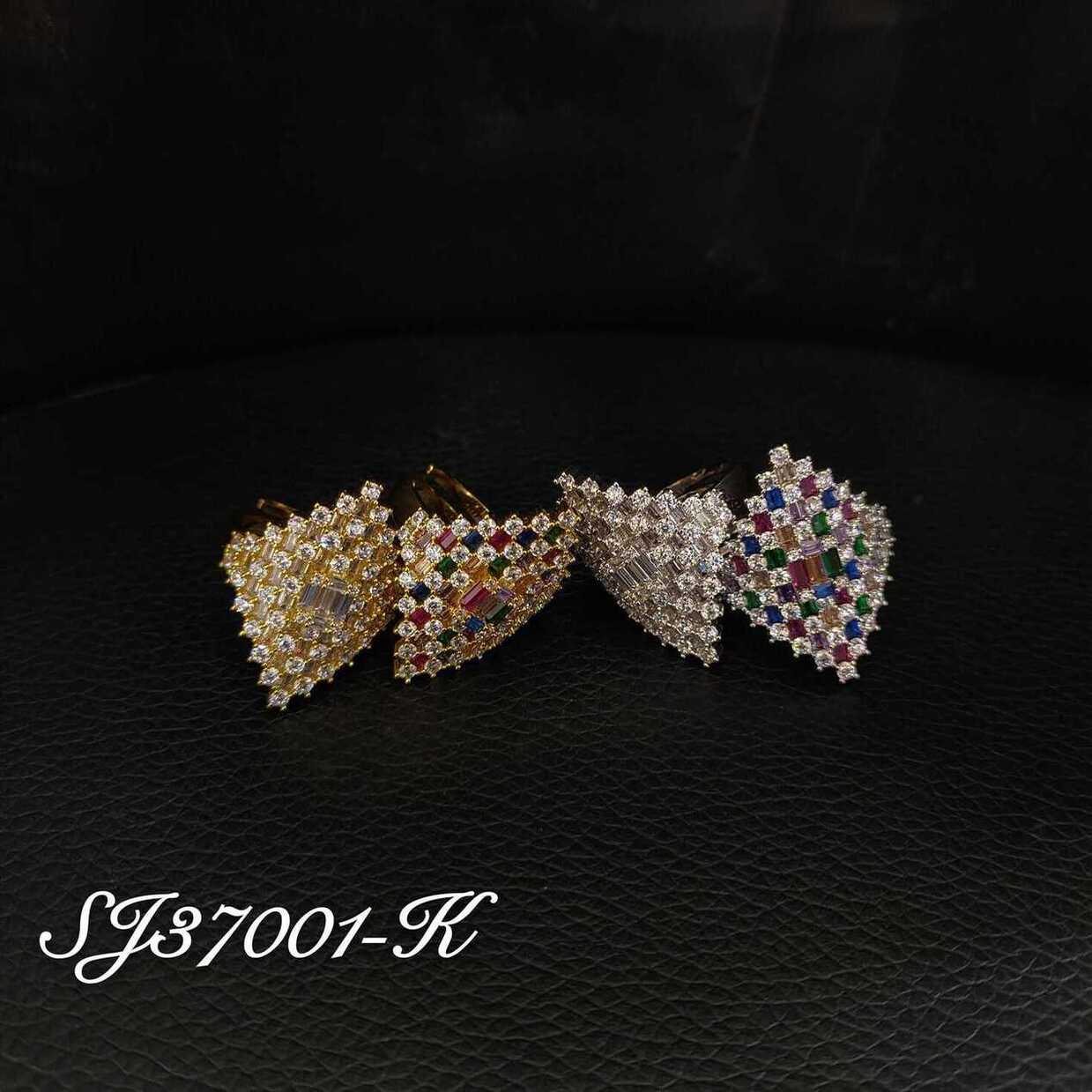 Necklace SJ37001-K-1BCLR
