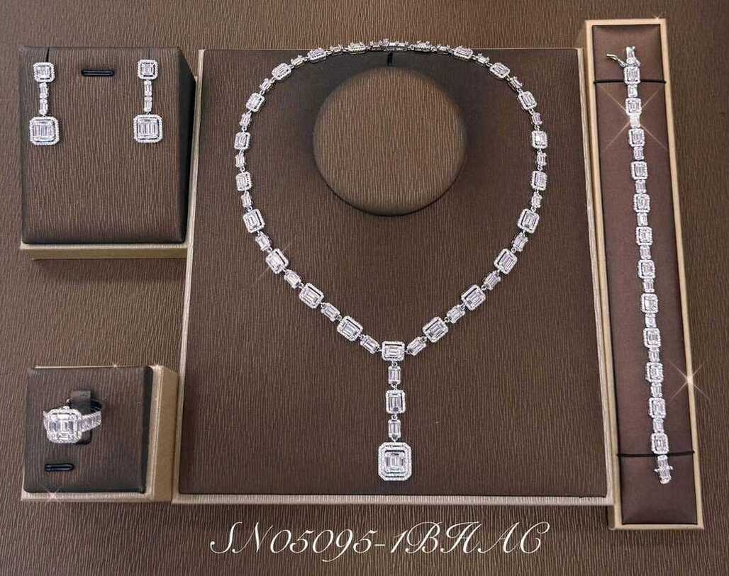 Necklace SN05095-1B