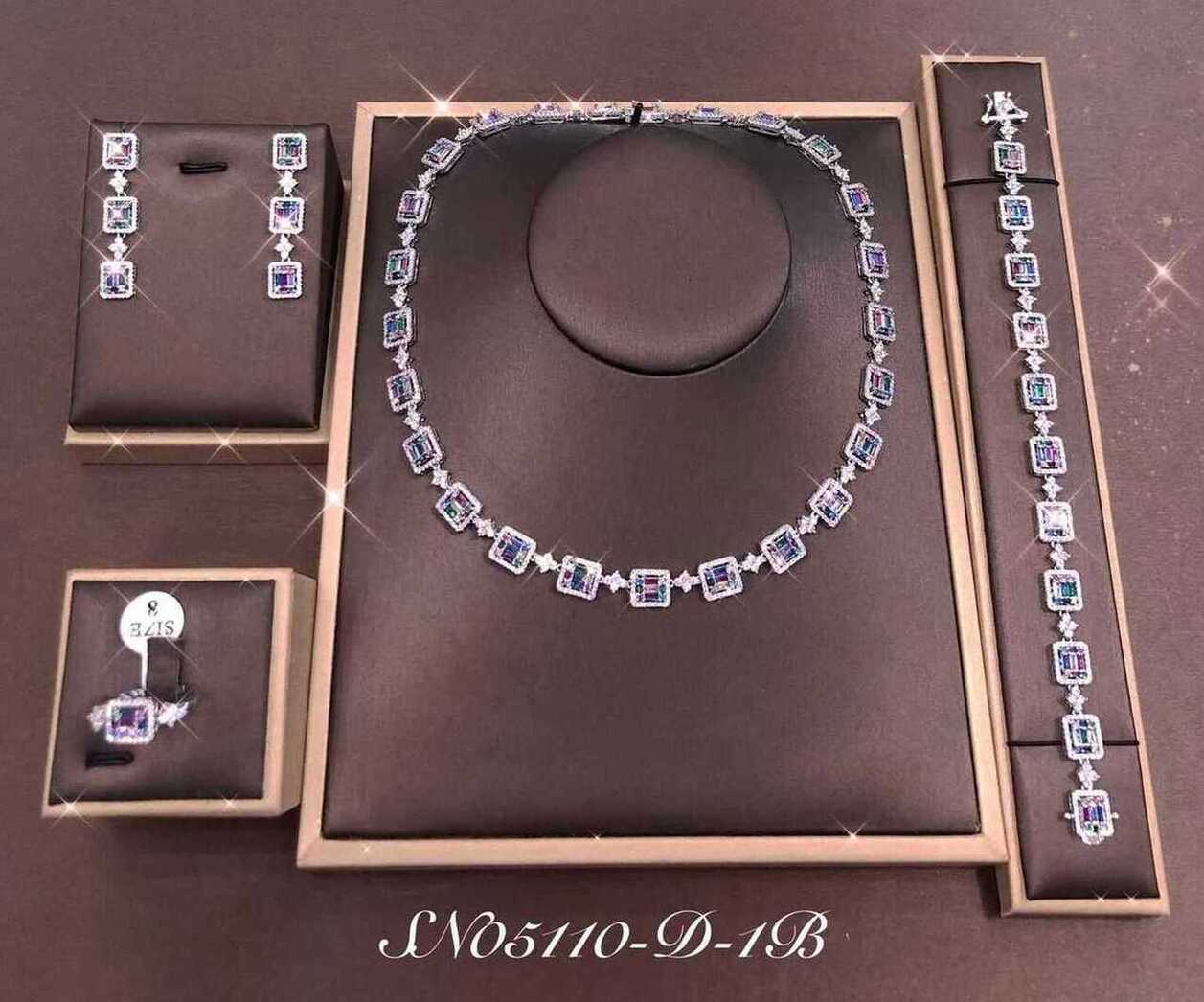 Necklace SN05110-D-1BCLR