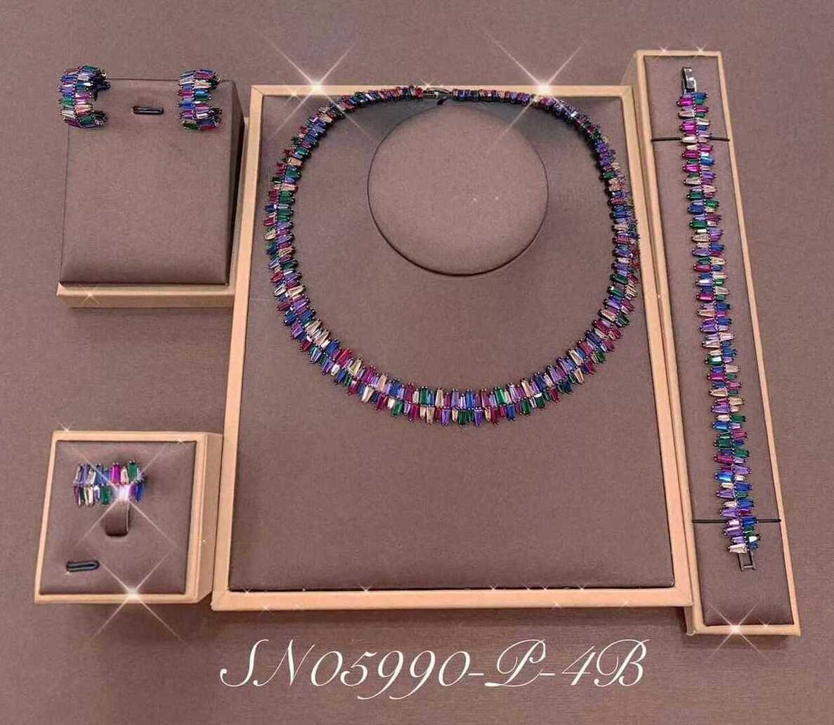 Necklace SN05990-P-4BCLR
