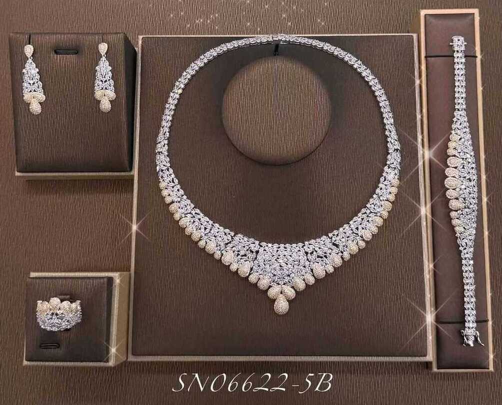 Necklace SN06622-5B
