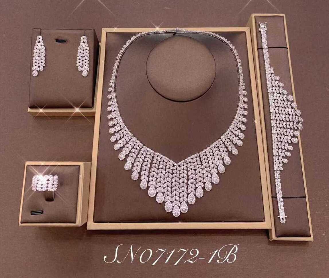 Necklace SN07172-1B