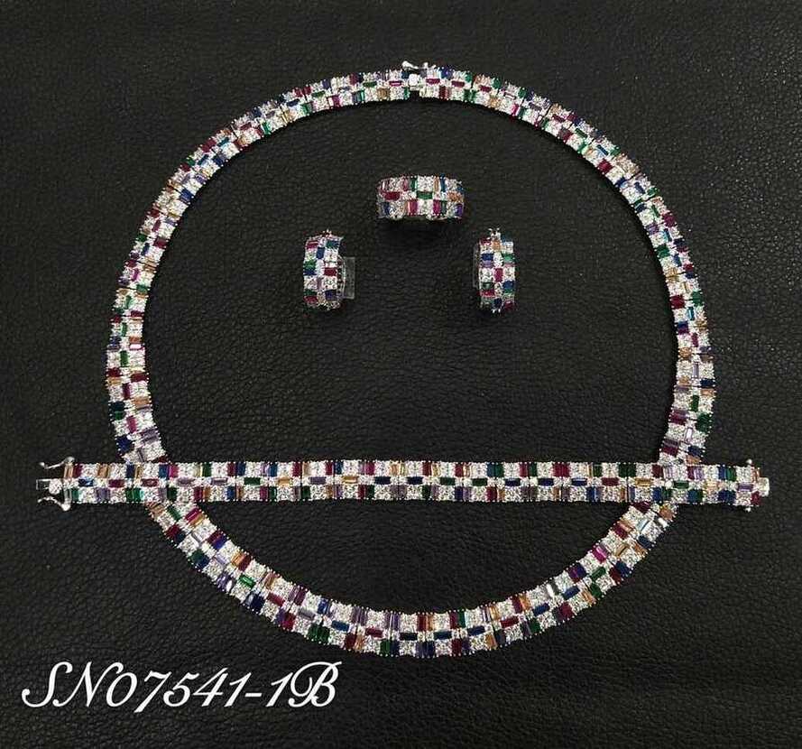 Necklace SN07541-1BCLR