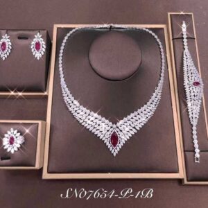 Necklace SN07654-P-1BRED