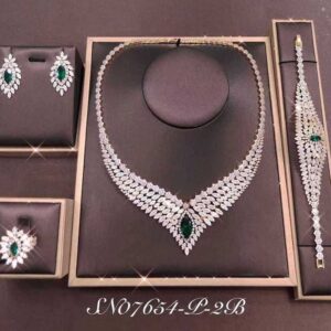 Necklace SN07654-P-2BGREEN