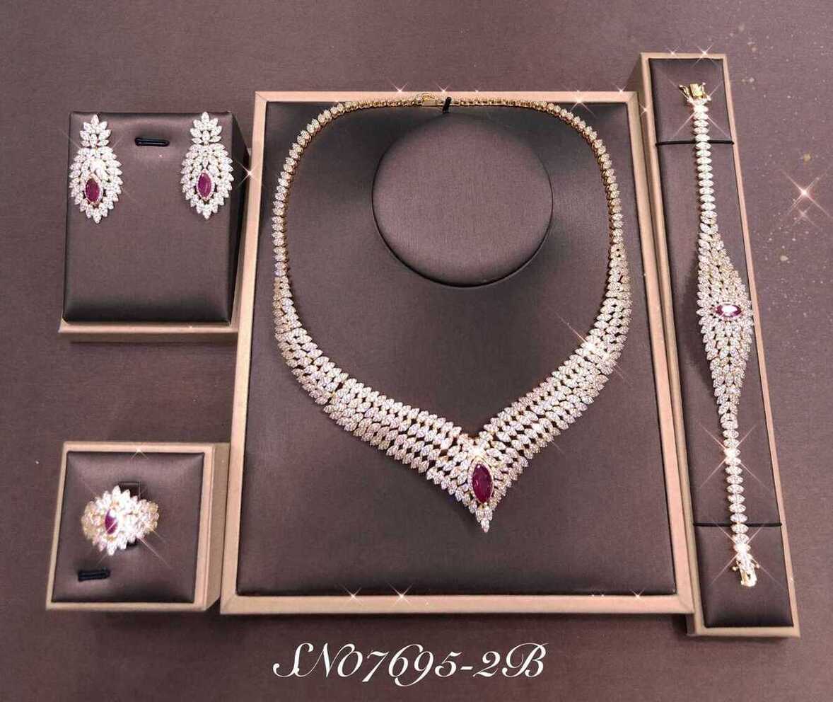 Necklace SN07695-2BRED