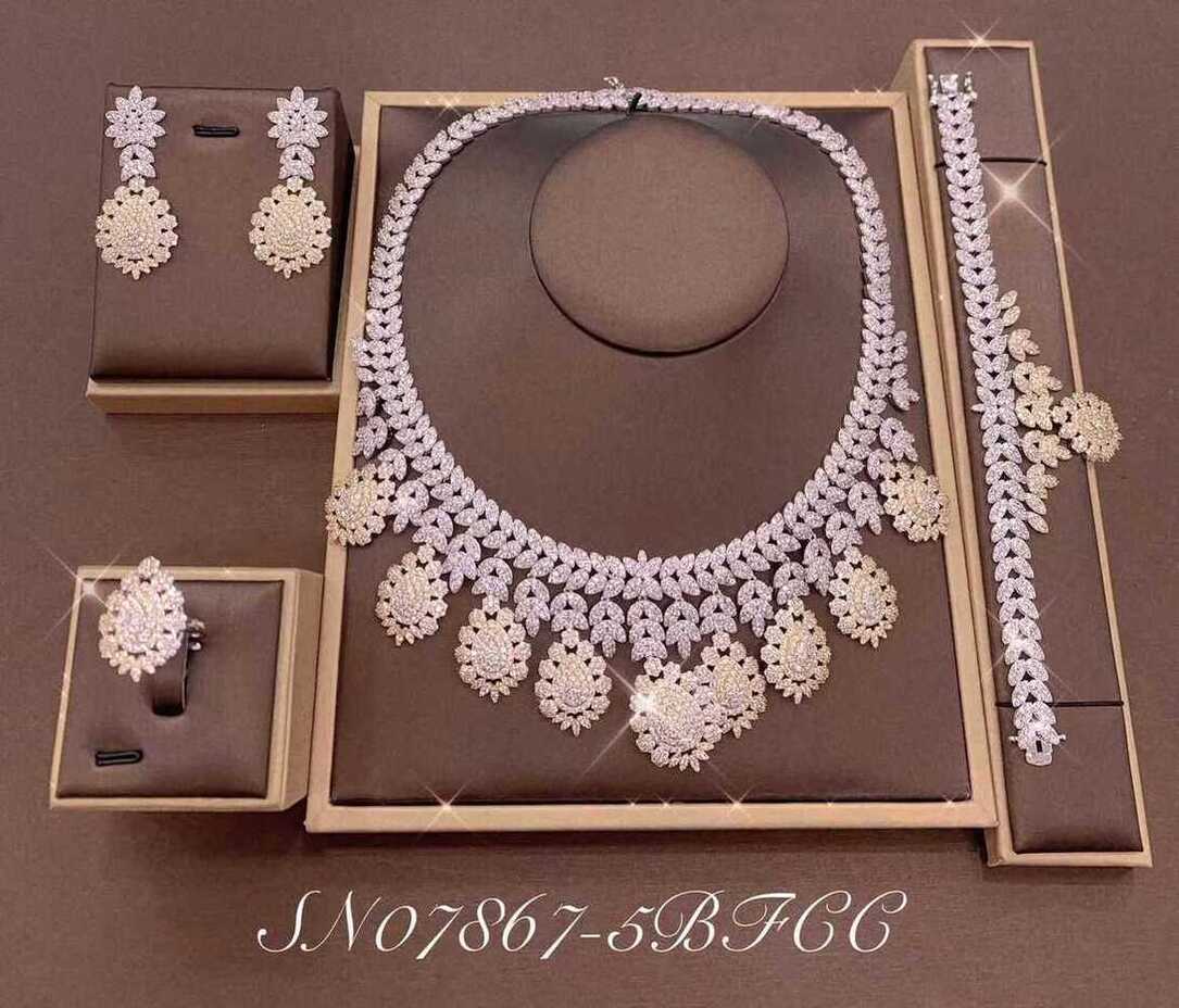 Necklace SN07867-5B