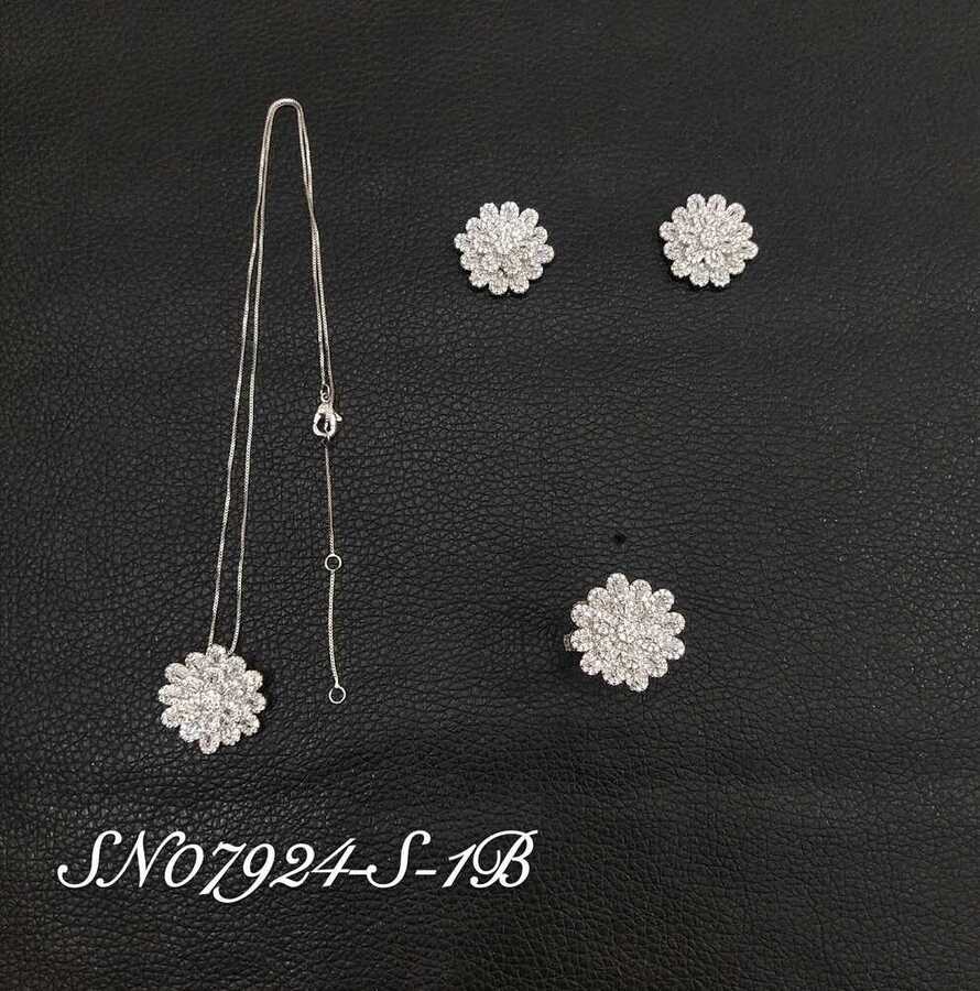 Necklace SN07924-S-1B