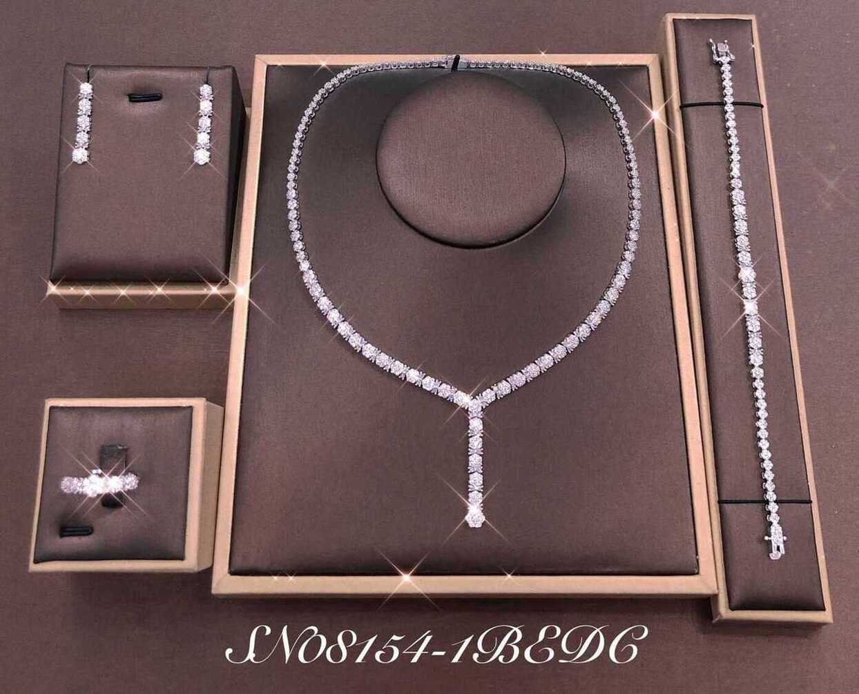 Necklace SN08154-1B