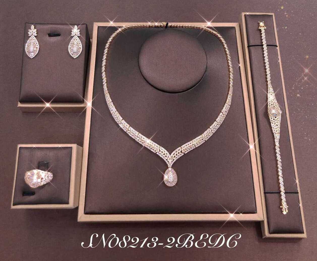Necklace SN08213-2B