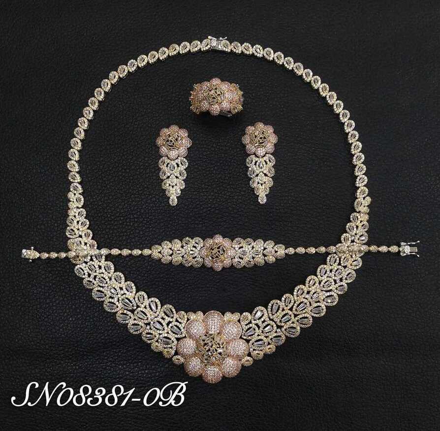 Necklace SN08381-0B