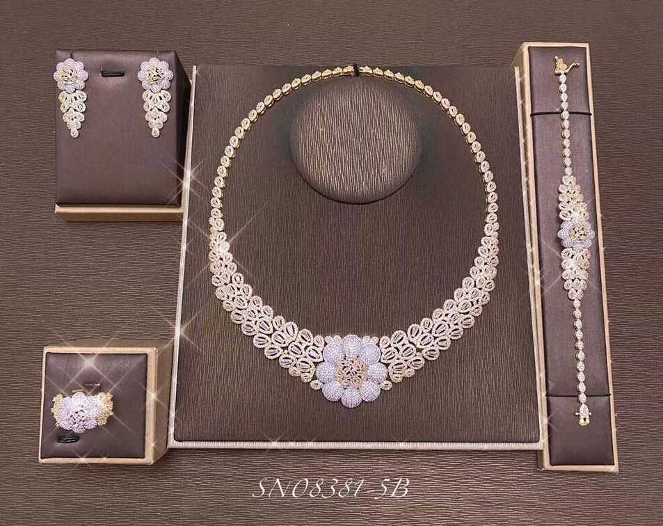 Necklace SN08381-5B