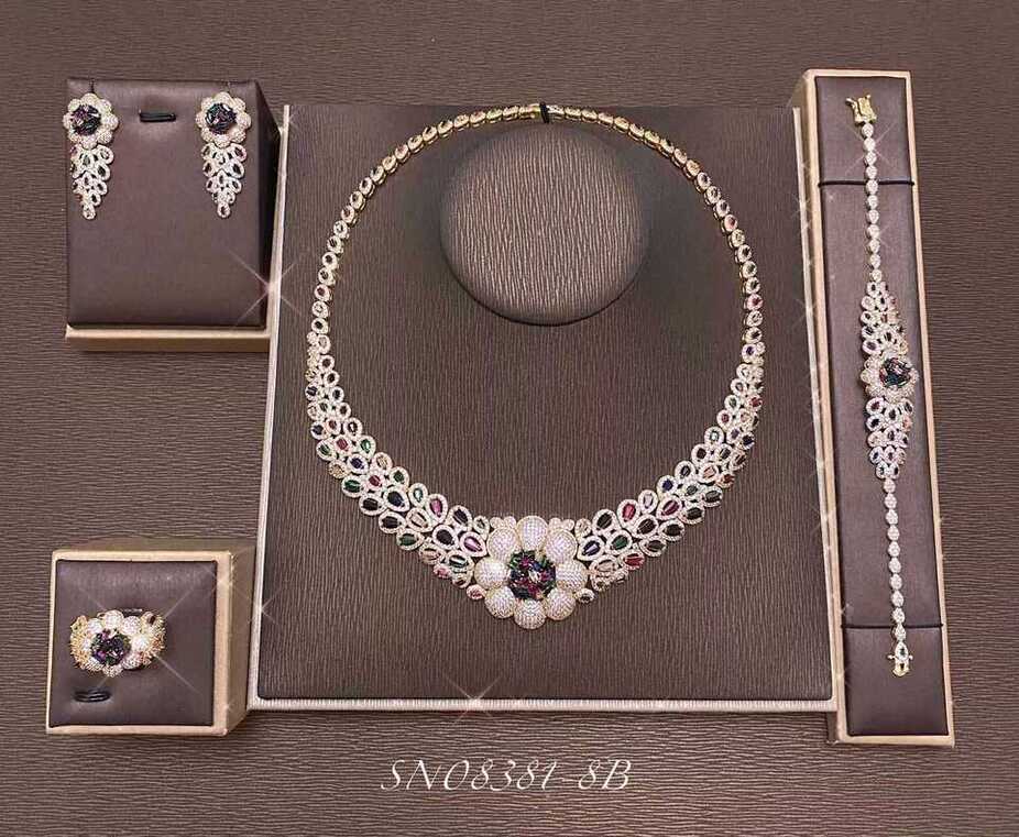 Necklace SN08381-8B