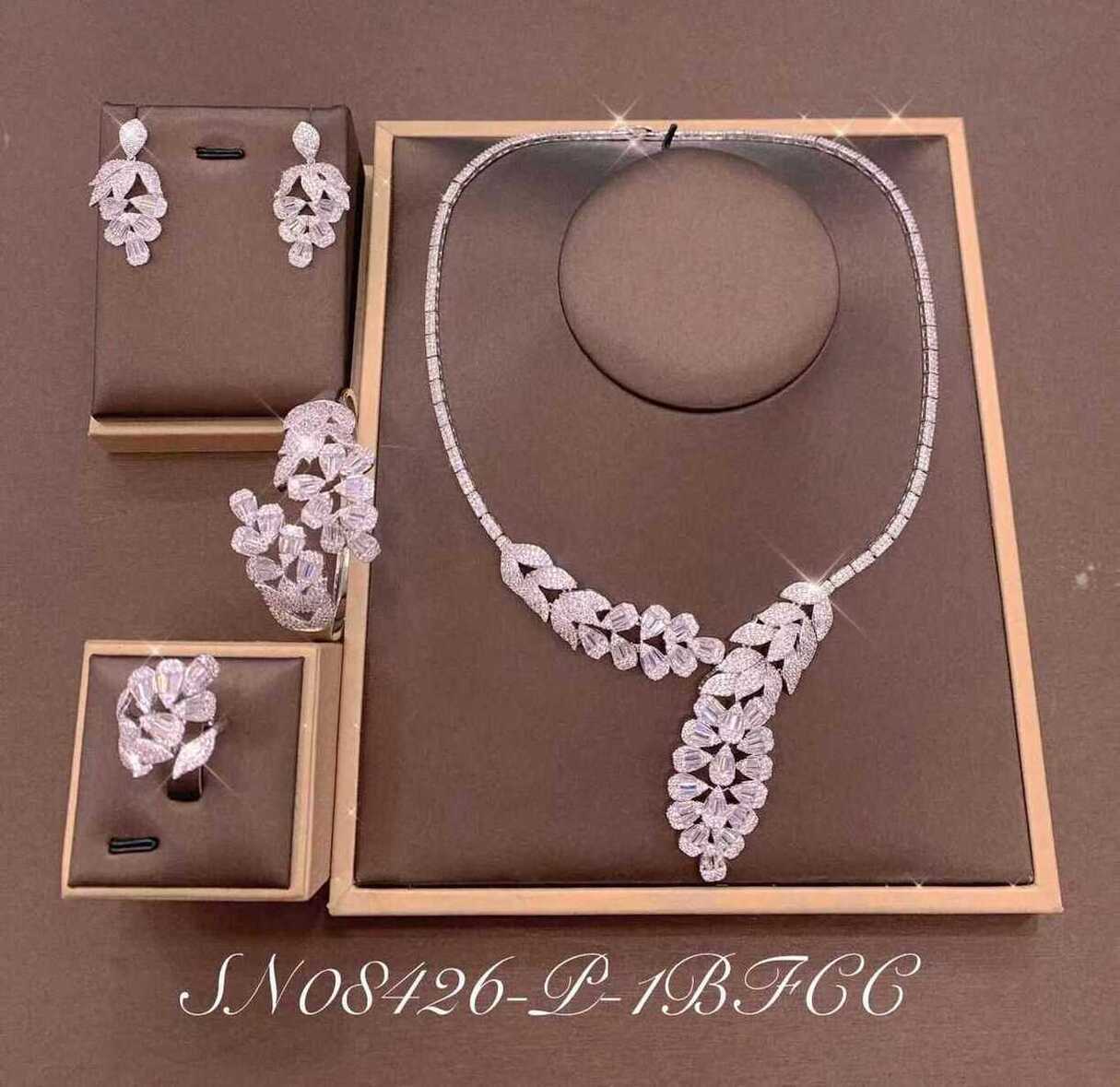 Necklace SN08426-P-1B