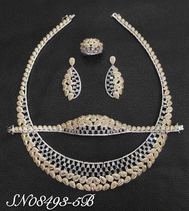 Necklace SN08493-5B