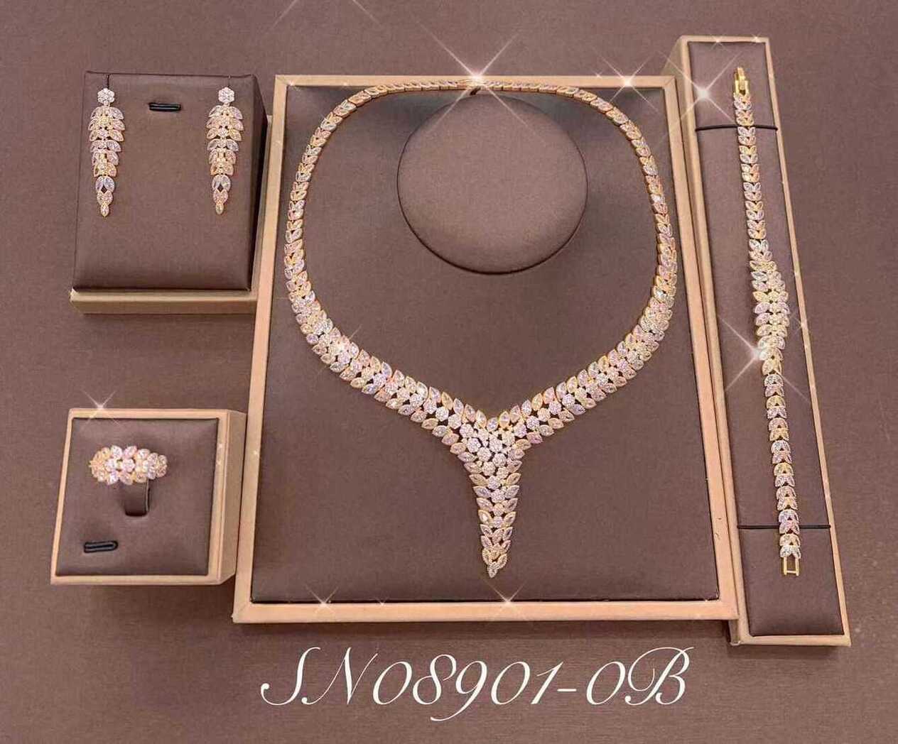 Necklace SN08901-P-0B