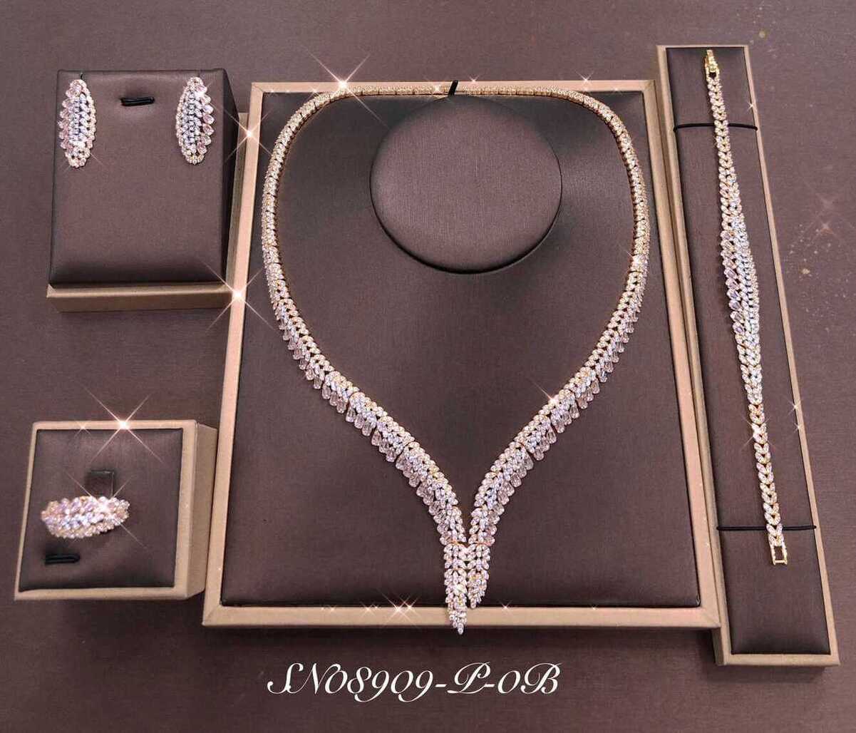 Necklace SN08909-P-0B