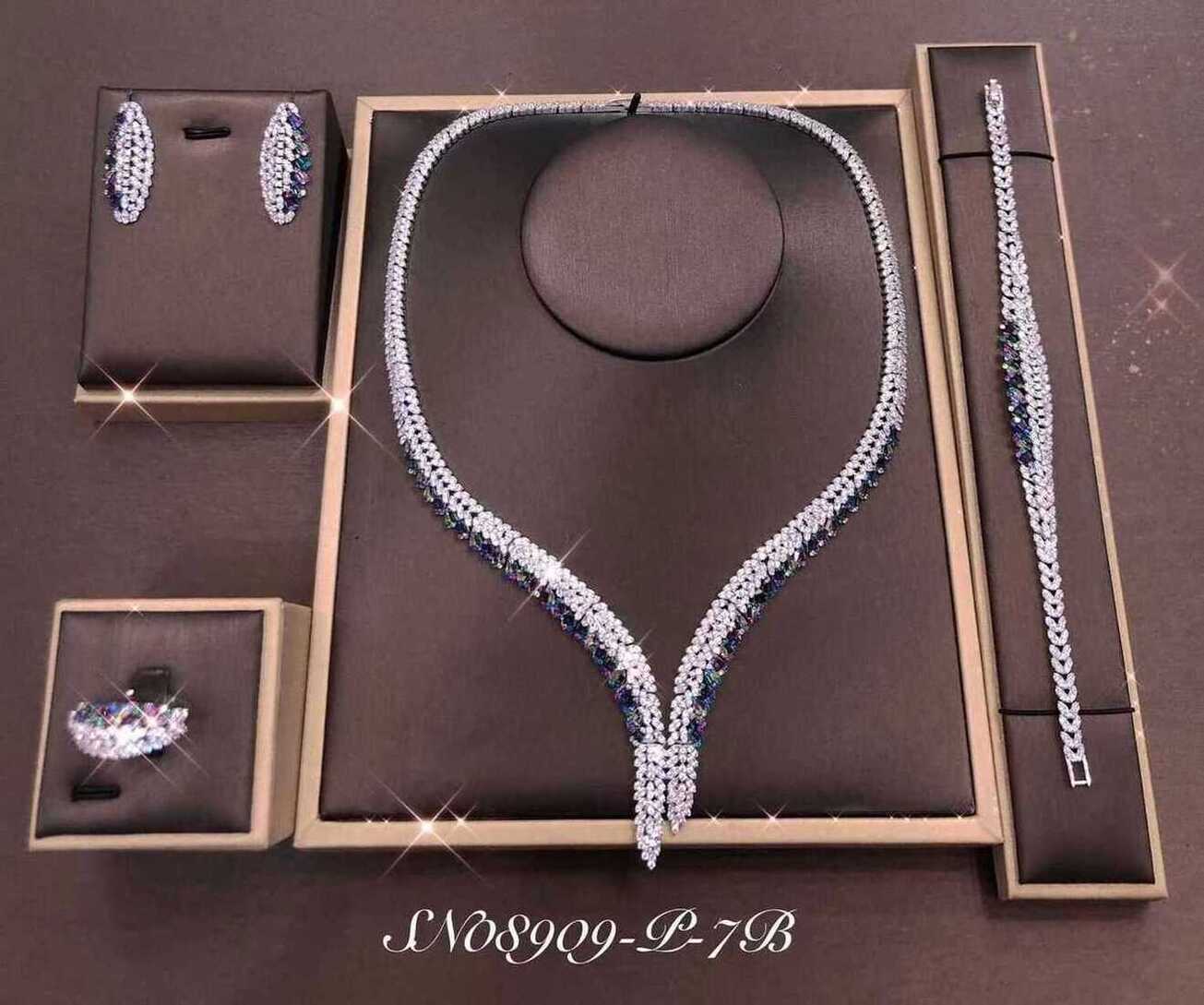 Necklace SN08909-P-7B