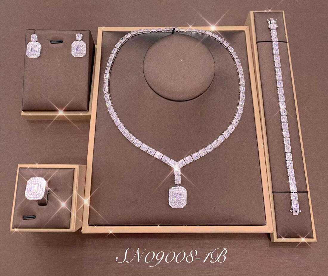 Necklace SN09008-4B