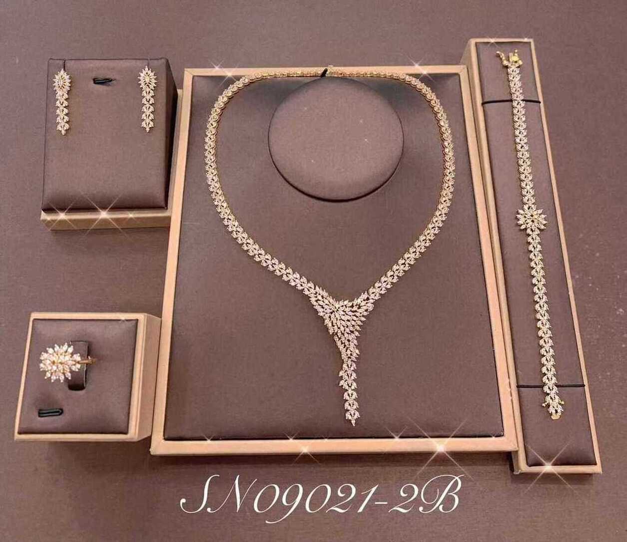 Necklace SN09021-2B