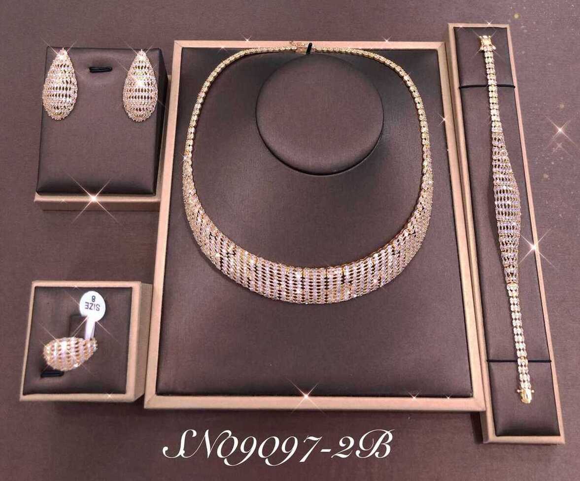 Necklace SN09097-2B