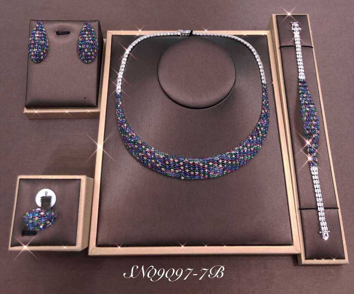 Necklace SN09097-7B