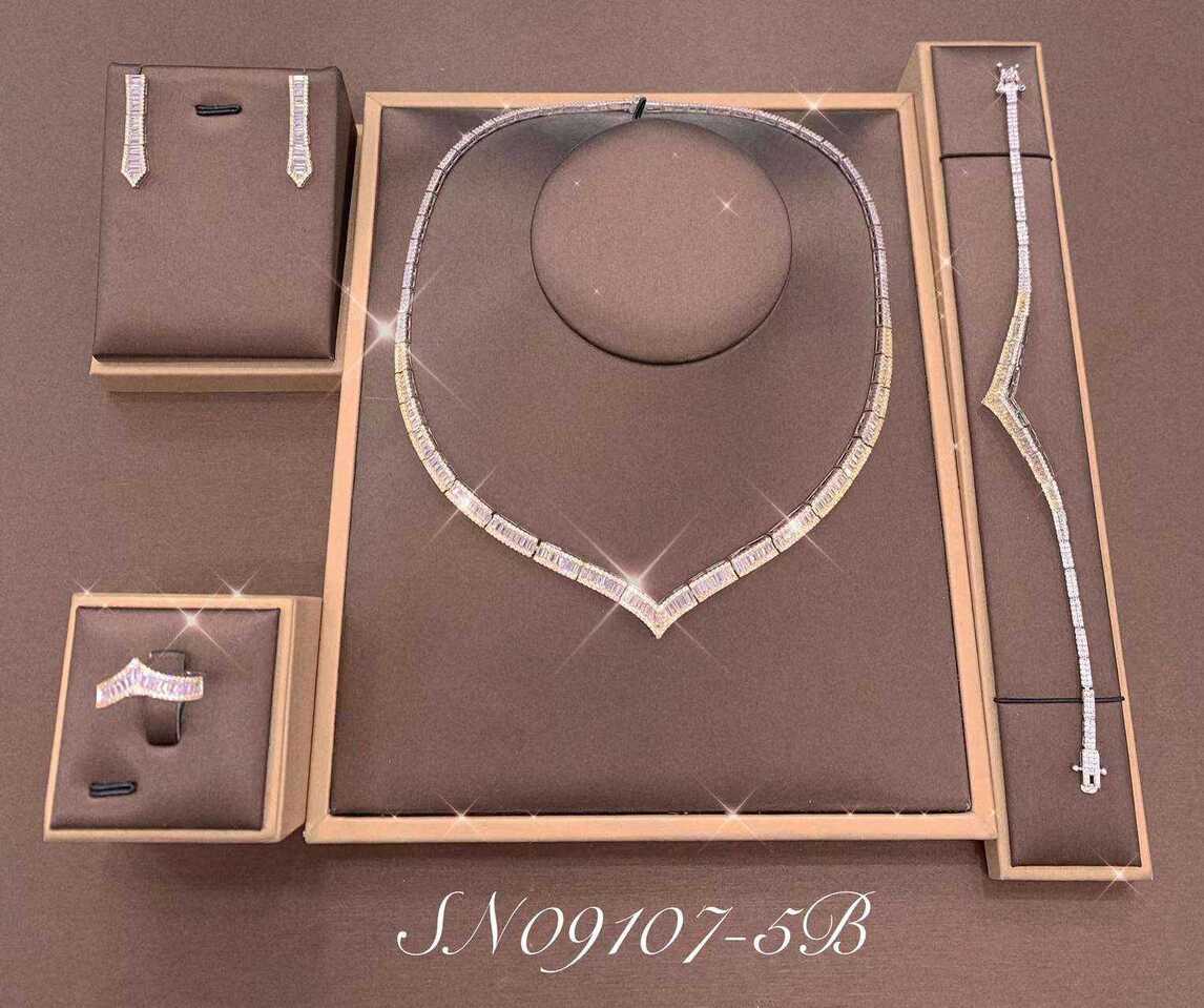 Necklace SN09107-5B