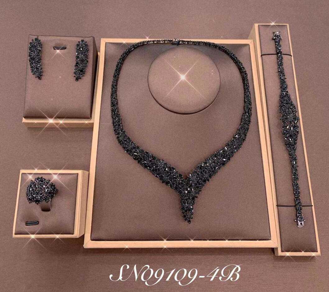 Necklace SN09109-4B